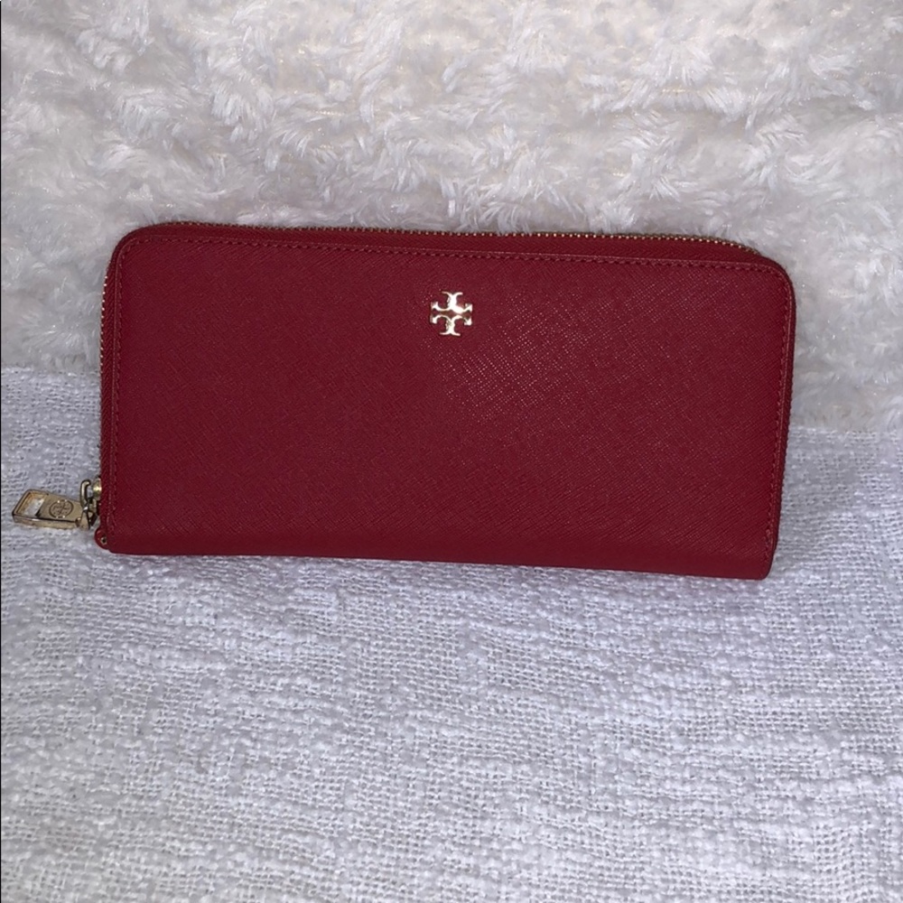 Robinson Zip Continental Wallet